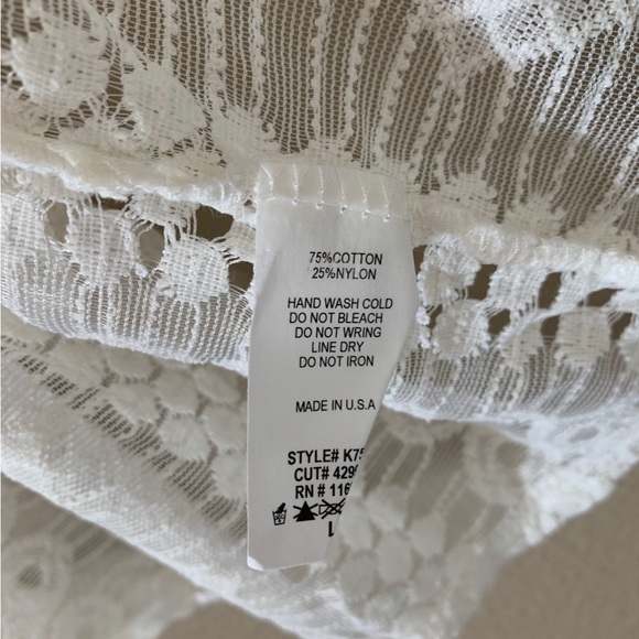 Women’s White/Cream Lace CoverUp SIZE L NWOT - Picture 6 of 8